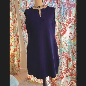 Navy blue New York and Co stretch pocket dress